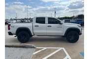 $37573 : Chevrolet Colorado 2024 4x4 thumbnail