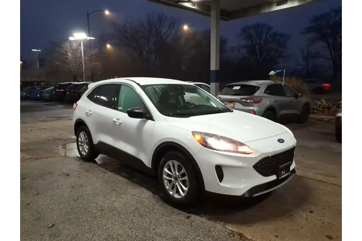 $22925 : Ford Escape 2022 SE 4dr SUV image 1