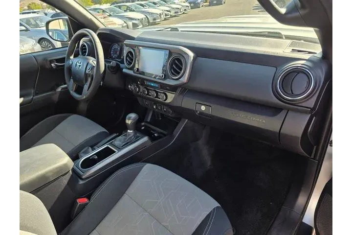 $36495 : Toyota Tacoma 2023 4x4 TRD S image 10