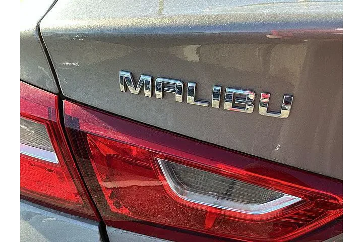 $19888 : Chevrolet Malibu 2024 LT 4dr image 7
