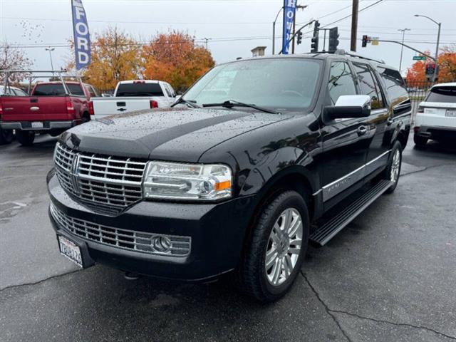 $7998 : 2013 Navigator L image 5