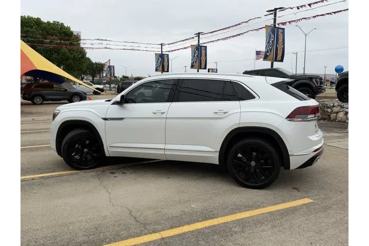 $38523 : Volkswagen Atlas Cross Sport image 10