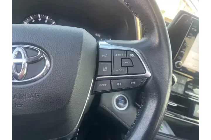 $26267 : Toyota Highlander 2020 AWD X image 10