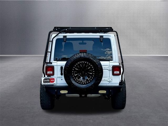 $33647 : 2018 Wrangler Unlimited Sahara image 6