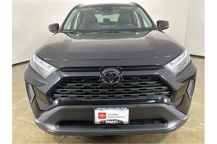 $27894 : Gold Certified2024 RAV4 XLE image 9