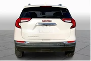 $20381 : GMC Terrain 2022 SLT 4dr SUV thumbnail