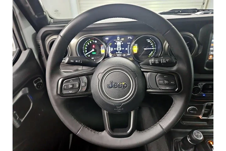 $27998 : Jeep Wrangler 2023 4x4 Willy image 10