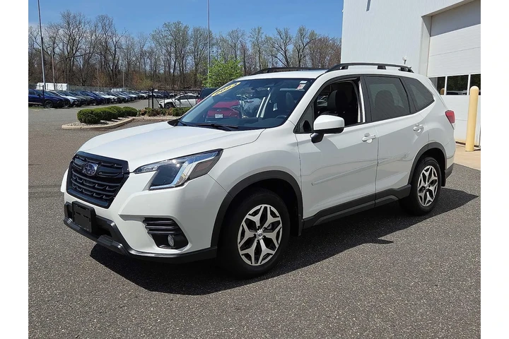 $26998 : Subaru Forester 2023 AWD Pre image 3