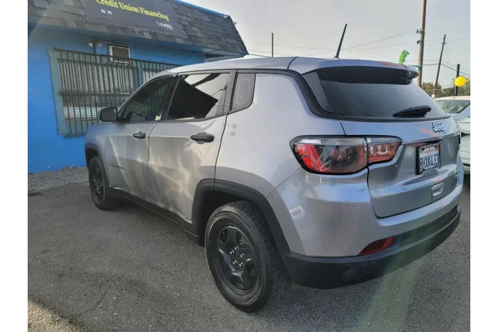 $11949 : 2018 Compass Sport image 8