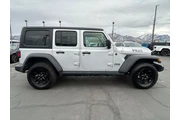 $24384 : Jeep Wrangler 2023 4x4 Willy thumbnail