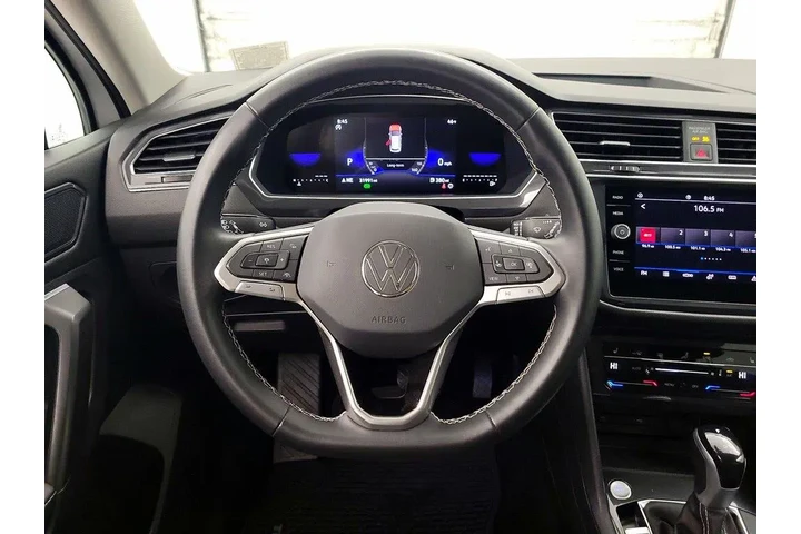 $22998 : Volkswagen Tiguan 2023 SE 4d image 10