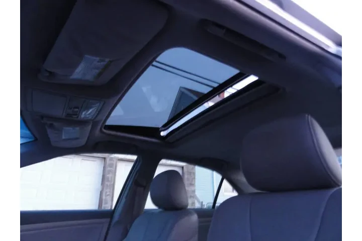 $8950 : 2009 Camry Hybrid image 4