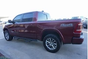 $39988 : Ram 1500 2022 4x4 Laramie 4d thumbnail