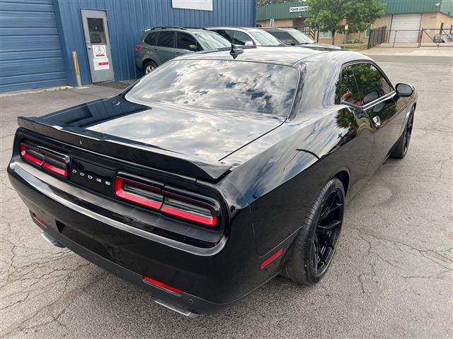 $31888 : 2018 Challenger SRT 392, SRT image 4