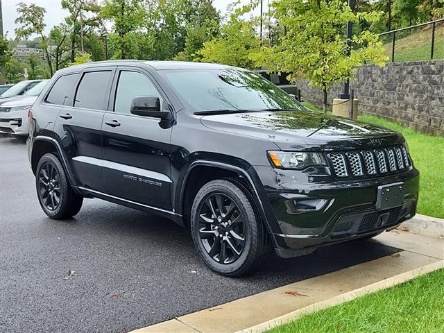 $27000 : 2020 Jeep Grand Cherokee Alt image 10