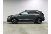 $26998 : Kia Niro Plug-In Hybrid 2023 thumbnail
