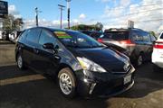 $9999 : 2013 Prius v Three thumbnail