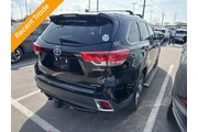 $29999 : Toyota Highlander Hybrid 201 thumbnail