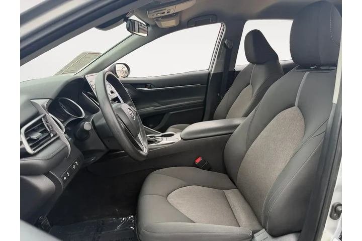 $19999 : Toyota Camry 2022 LE 4dr Sed image 9