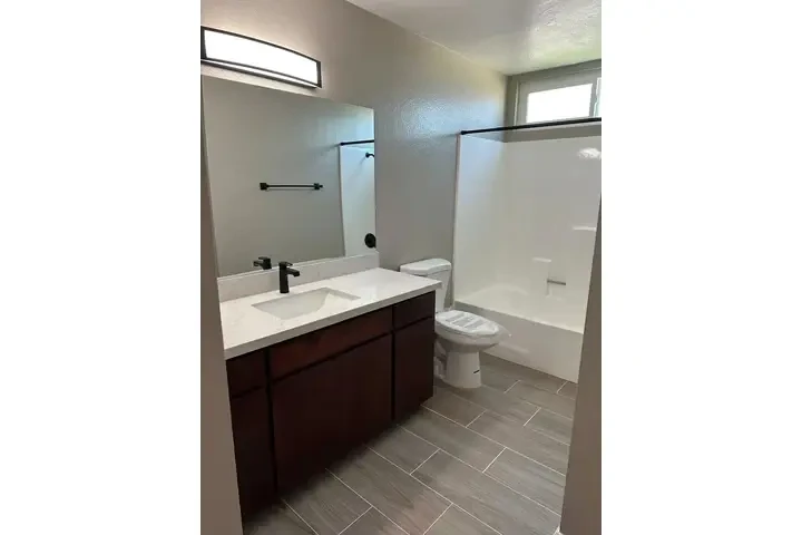 PLACENTIA APTS. DISPONIBLES image 4