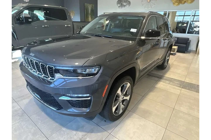$26988 : Jeep Grand Cherokee 2022 4x4 image 7