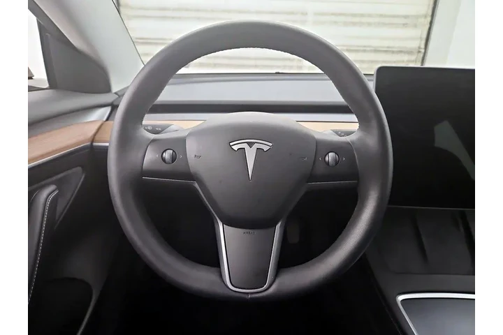 $27998 : Tesla Model 3 2023 4dr Sedan image 10