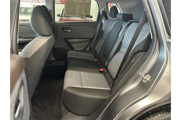 $22000 : Nissan Rogue 2023 AWD SV 4dr image 5