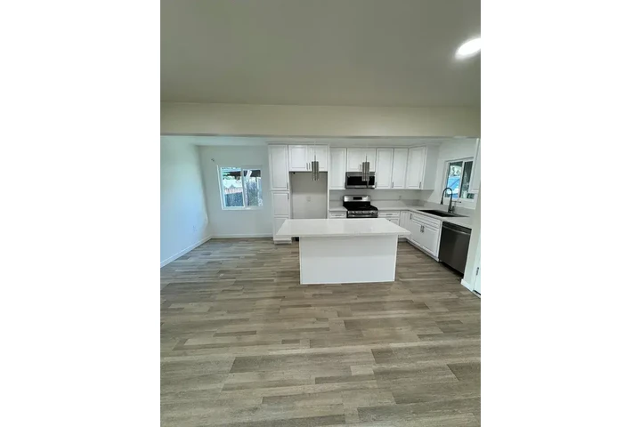 $1500 : Pico Rivera 🏠 image 2