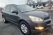 $2995 : 2011 Traverse LS thumbnail