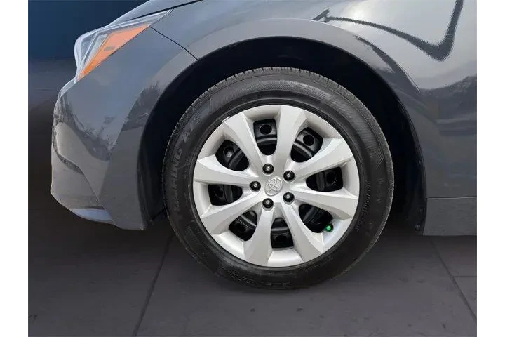 $19252 : Toyota Corolla 2024 LE 4dr S image 9