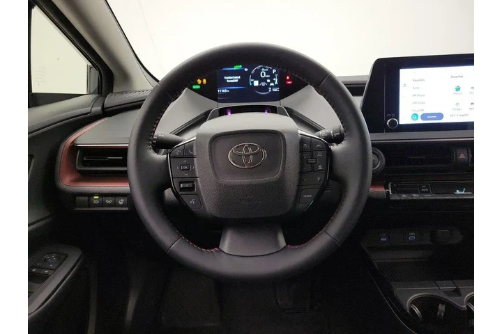$32998 : Toyota Prius Plug-in Hybrid image 10
