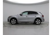 $27998 : Audi Q5 2021 AWD quattro Pre thumbnail