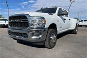 $44995 : 2021 RAM 3500 Tradesman thumbnail