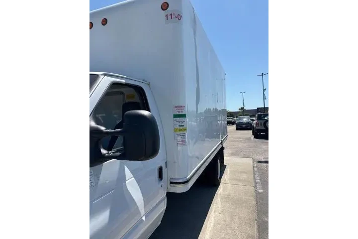 $34800 : Ford E-Series 2024 E-350 SD image 8