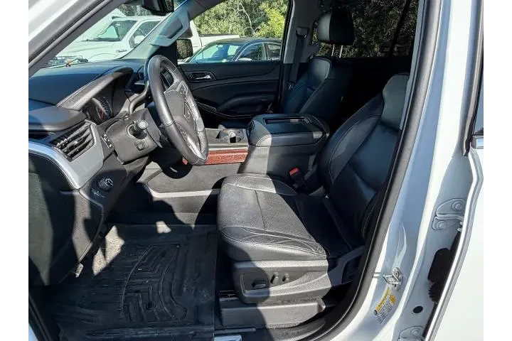 $29500 : GMC Yukon XL 2019 4x2 SLT 4d image 10