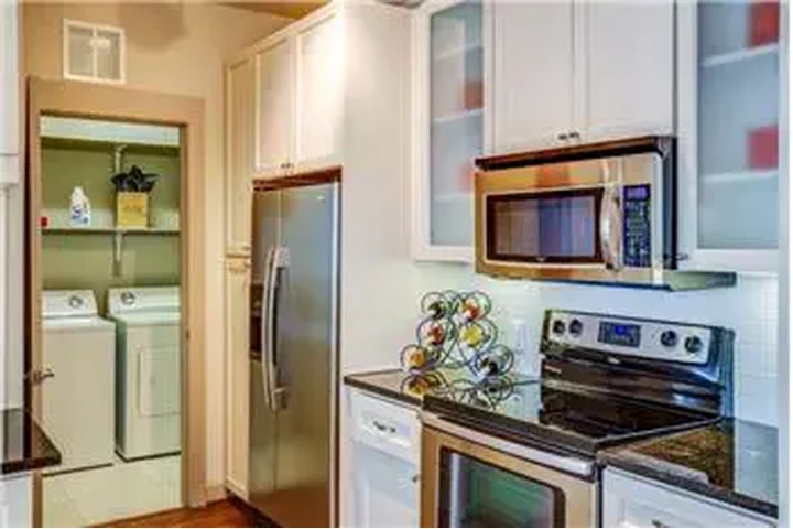 $2877 : Rental property with 2 bedro image 10