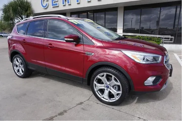 $13688 : Ford Escape 2017 Titanium 4d image 1