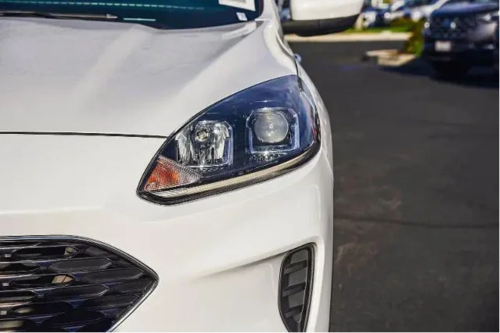 $15995 : Ford Escape 2020 SE 4dr SUV image 10