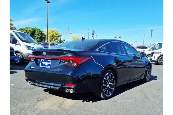$19732 : Toyota Avalon 2019 XLE 4dr S image 6