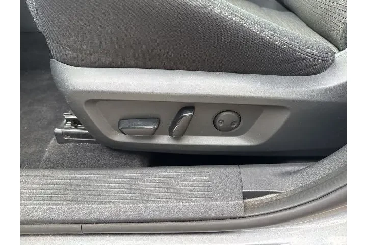 $19529 : Nissan Rogue 2021 SV 4dr Cro image 8