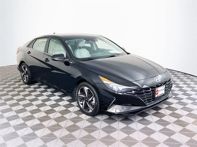 $22285 : PRE-OWNED 2021 HYUNDAI ELANTR image 1