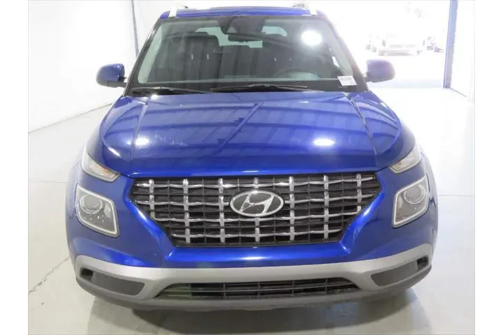 $18950 : Hyundai VENUE 2022 SEL 4dr C image 2