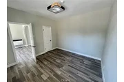 $2700 : Depto 2 Recámaras Remodelado thumbnail