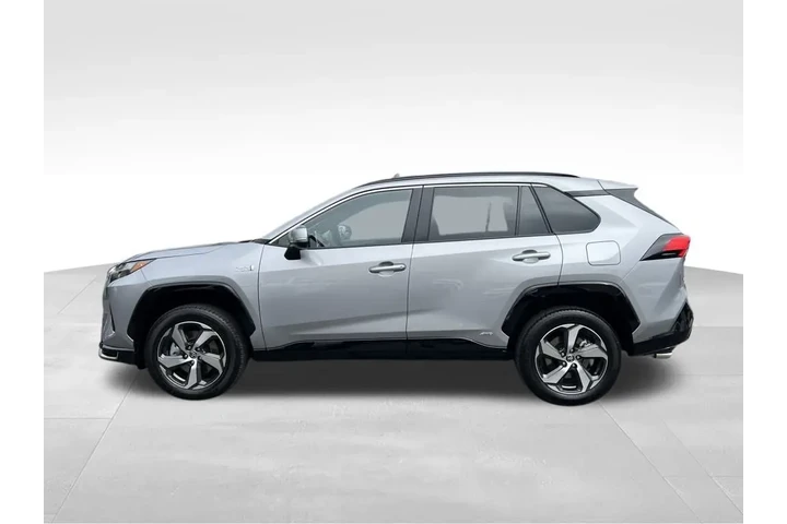 $42990 : Gold Certified2024 RAV4 Prime image 2