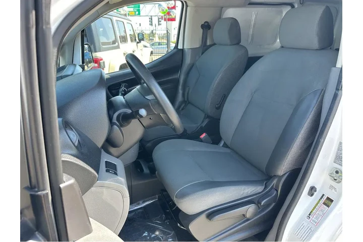 $21977 : 2021 NV200 Compact Cargo S image 9