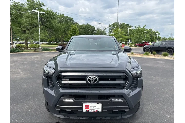 $37574 : Gold Certified2024 Tacoma SR5 image 7