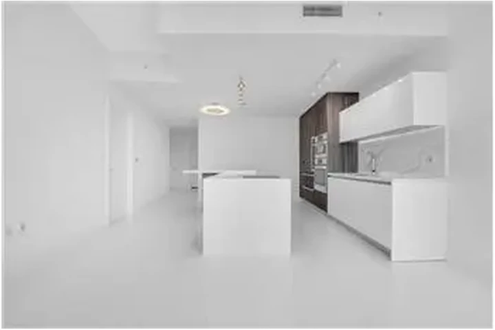 $4500 : Rental property with 1 bedro image 9