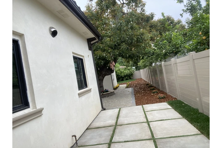 Concrete and block Walls image 2