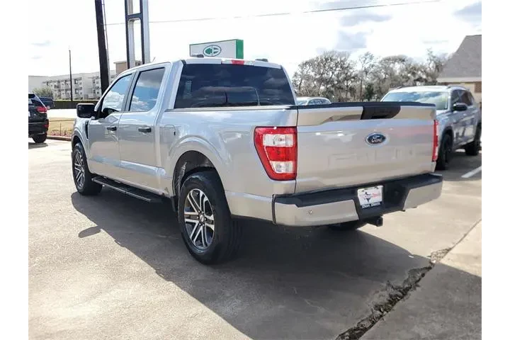 $29988 : Ford F-150 2023 4x2 XL 4dr S image 4