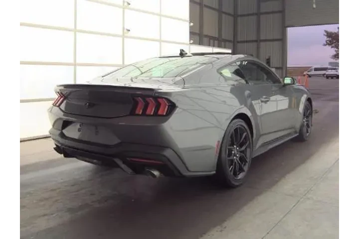 $35500 : Ford Mustang 2025 EcoBoost P image 4